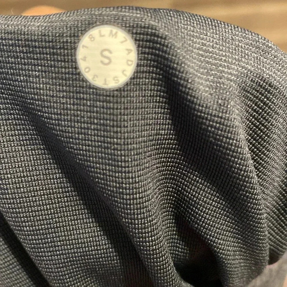 Lululemon Men's Pace Breaker Shorts 9" Frosted Rose Black Liner Floral - Picture 4 of 4